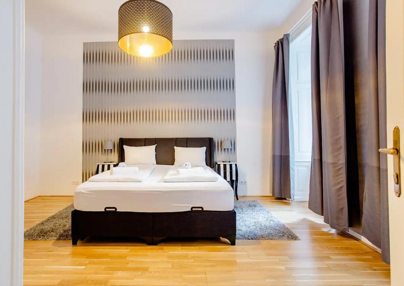 Exclusive Apartment City Center Bécs Kültér fotó